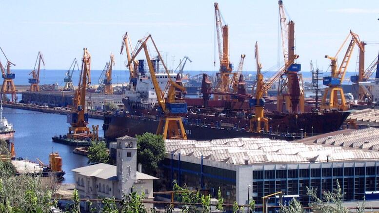 Total freight traffic in Romanian sea ports reaches 49 million tons Total freight traffic in Romanian sea ports reaches 49 million tons